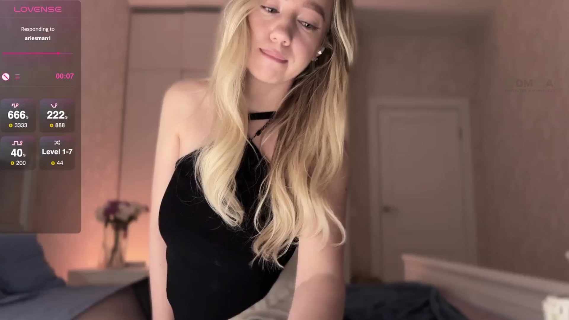 Gallery image thumbnail from villanell's myfreecams stream on, 10/24/2025, 19:06 image 13 of 20