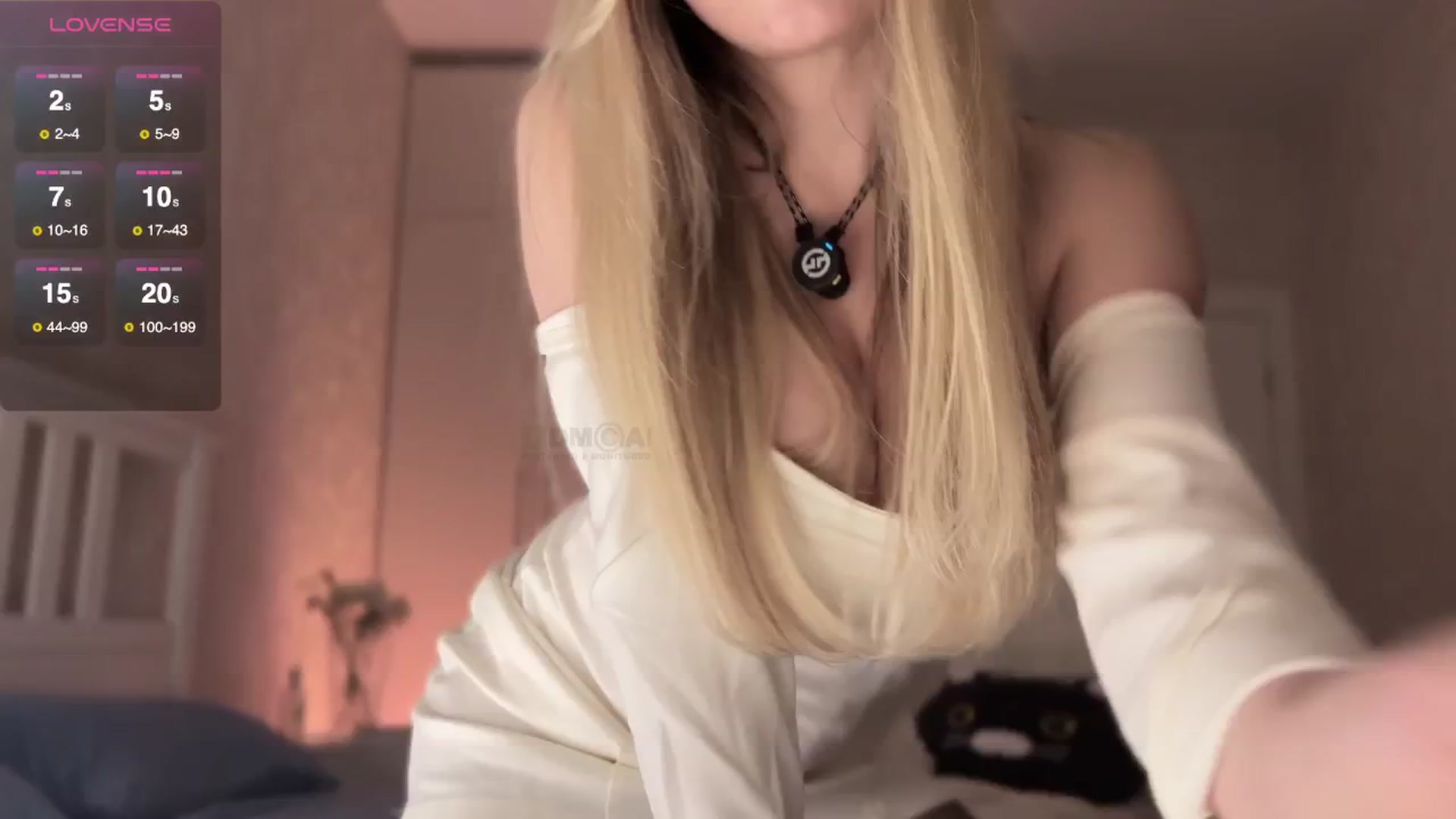 Gallery image thumbnail from villanell's myfreecams stream on, 10/29/2025, 16:57 image 3 of 20