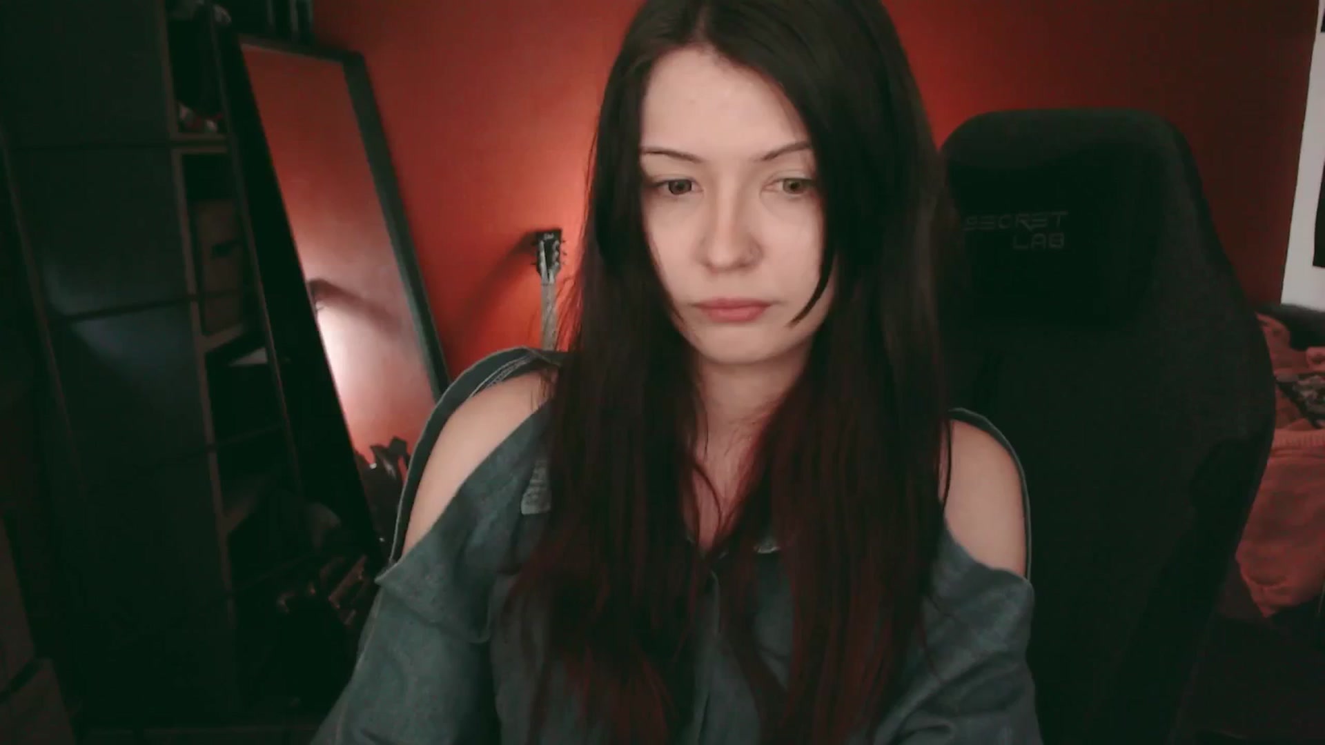 Gallery image thumbnail from vioda's myfreecams stream on, 05/30/2025, 04:47 image 1 of 20