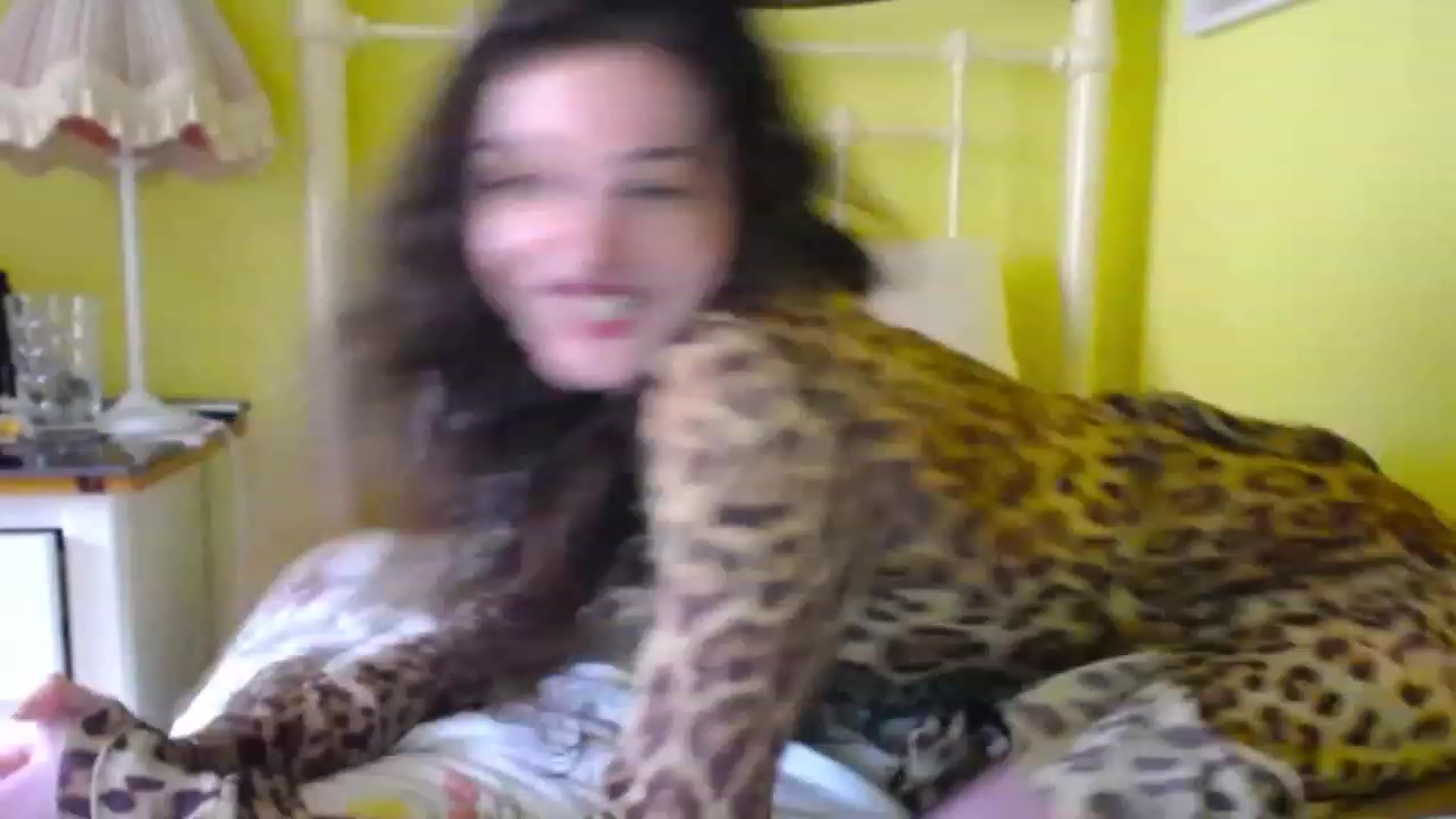 Gallery image thumbnail from viola__'s myfreecams stream on, 11/17/2022, 16:19 image 9 of 20