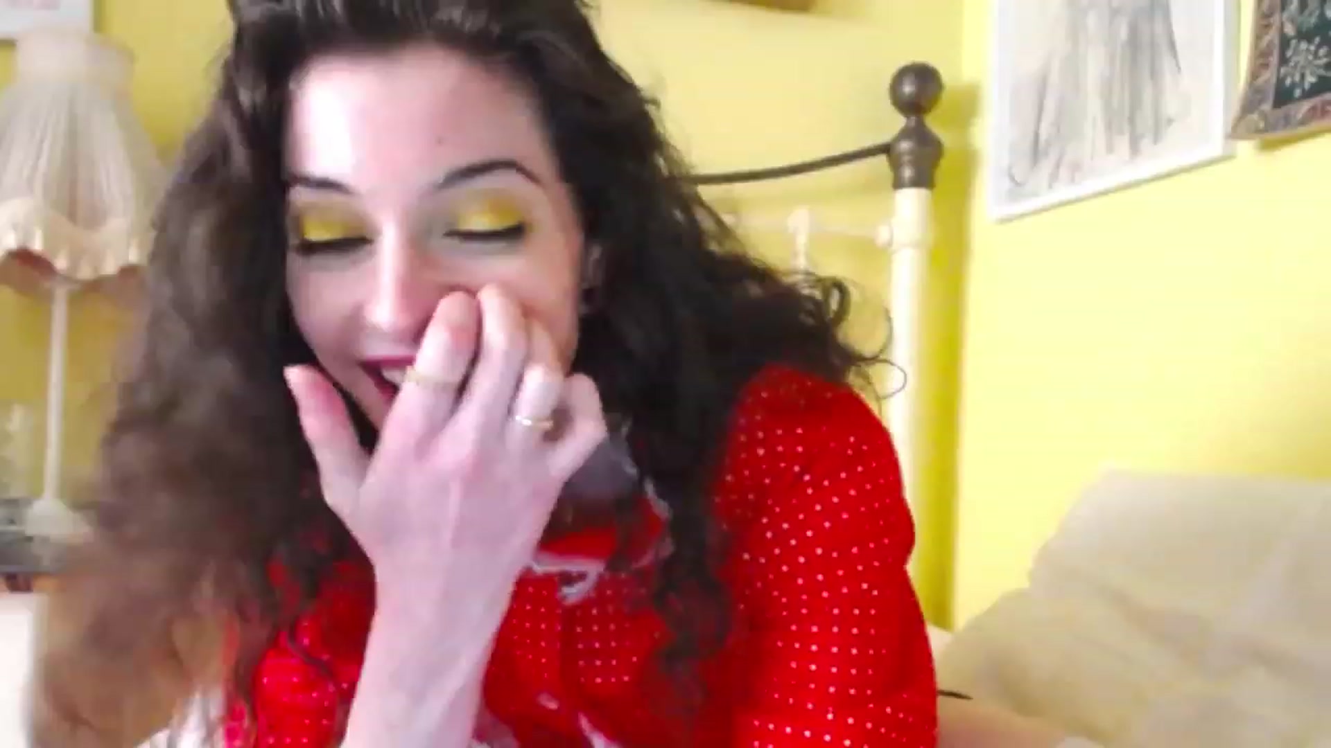 Gallery image thumbnail from viola__'s myfreecams stream on, 11/18/2022, 15:28 image 14 of 20