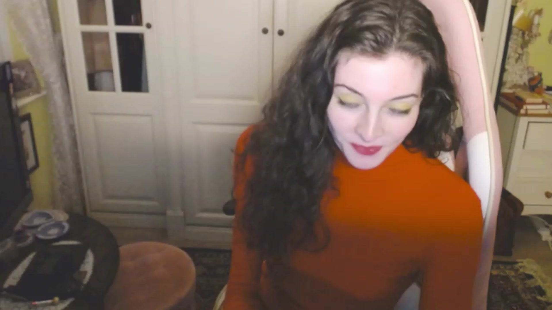 Gallery image thumbnail from viola__'s myfreecams stream on, 11/18/2022, 21:49 image 20 of 20