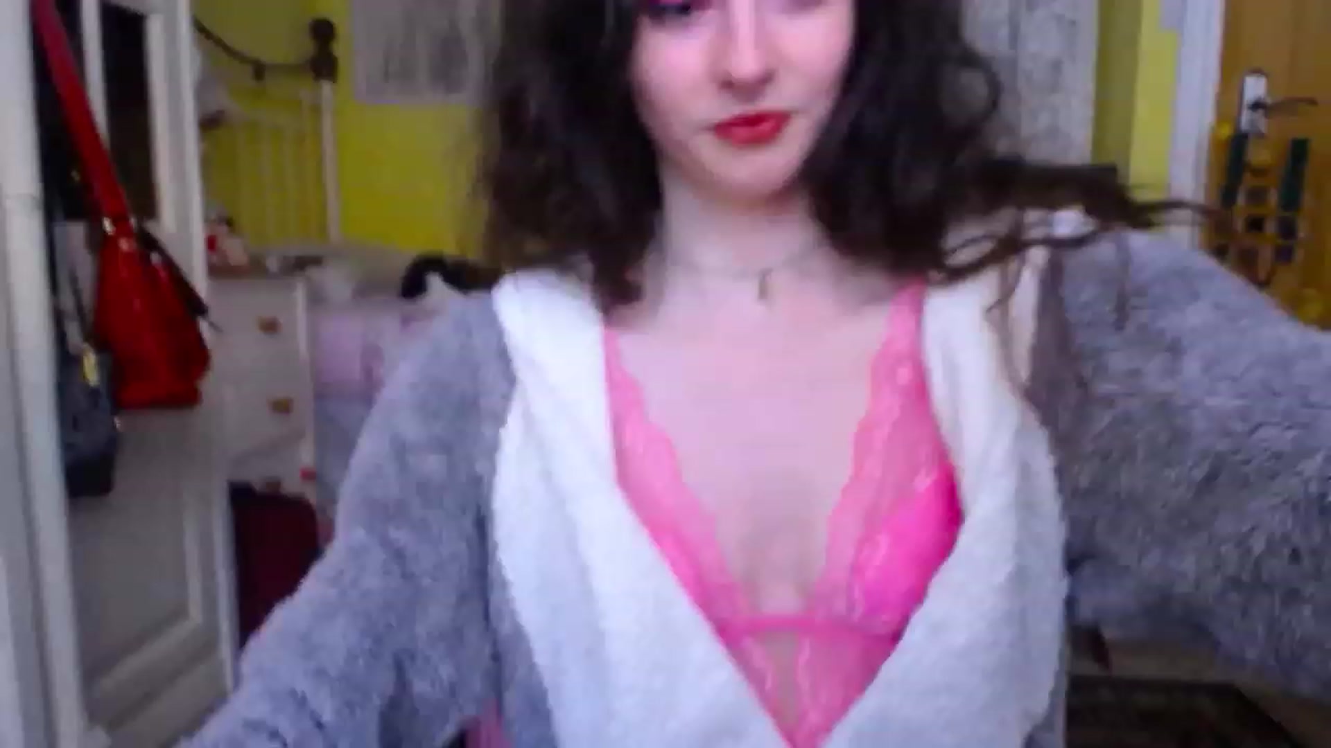 Gallery image thumbnail from viola__'s myfreecams stream on, 11/23/2022, 13:35 image 1 of 20