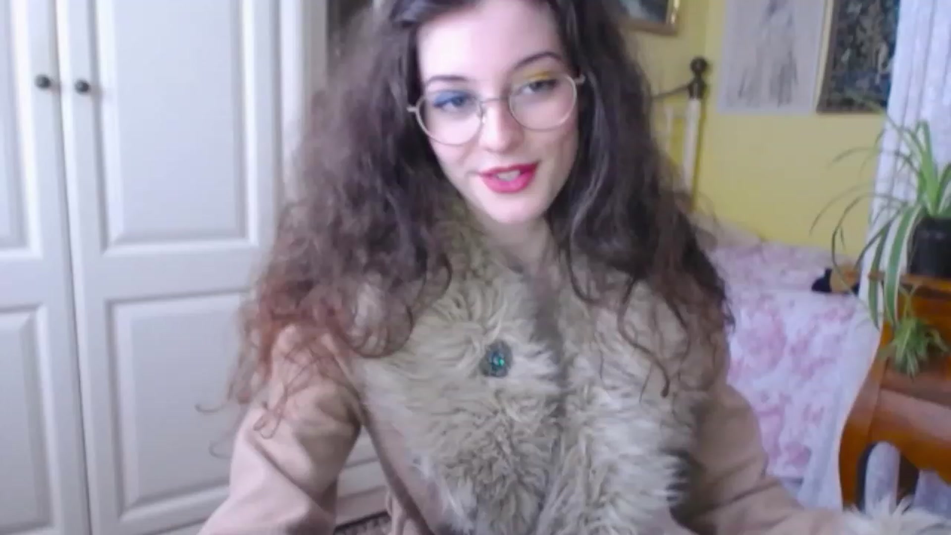 Gallery image thumbnail from viola__'s myfreecams stream on, 11/24/2022, 15:14 image 20 of 20