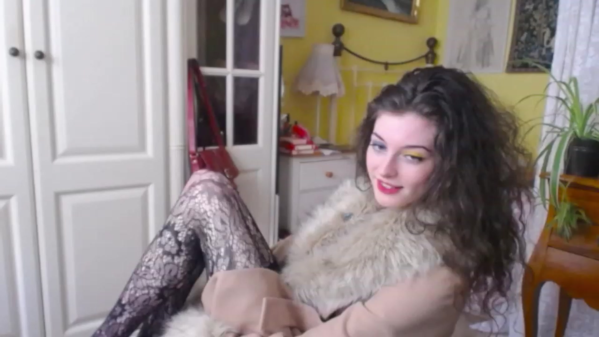 Gallery image thumbnail from viola__'s myfreecams stream on, 11/24/2022, 15:14 image 5 of 20