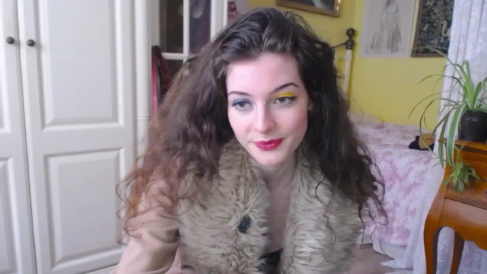 Gallery image thumbnail from viola__'s myfreecams stream on, 11/24/2022, 15:14 image 11 of 20