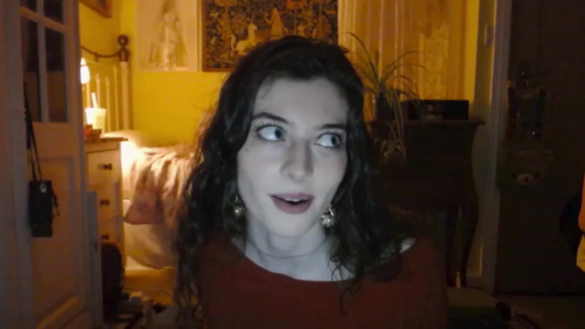 Gallery image thumbnail from viola__'s myfreecams stream on, 11/25/2022, 18:57 image 14 of 20