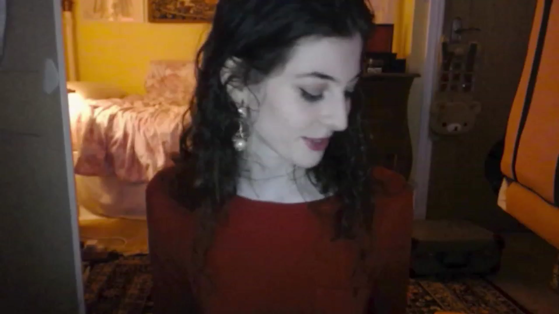 Gallery image thumbnail from viola__'s myfreecams stream on, 11/25/2022, 18:57 image 4 of 20