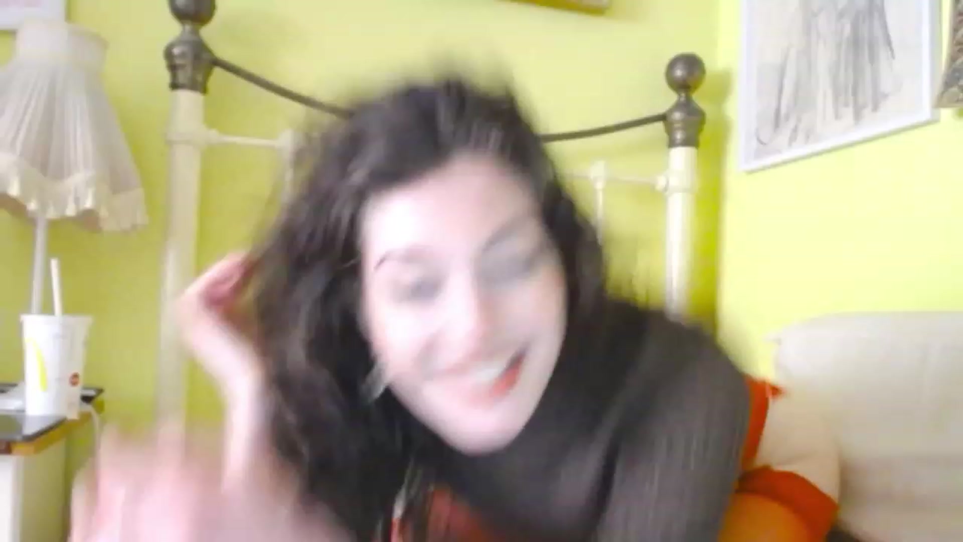 Gallery image thumbnail from viola__'s myfreecams stream on, 12/02/2022, 14:41 image 9 of 20