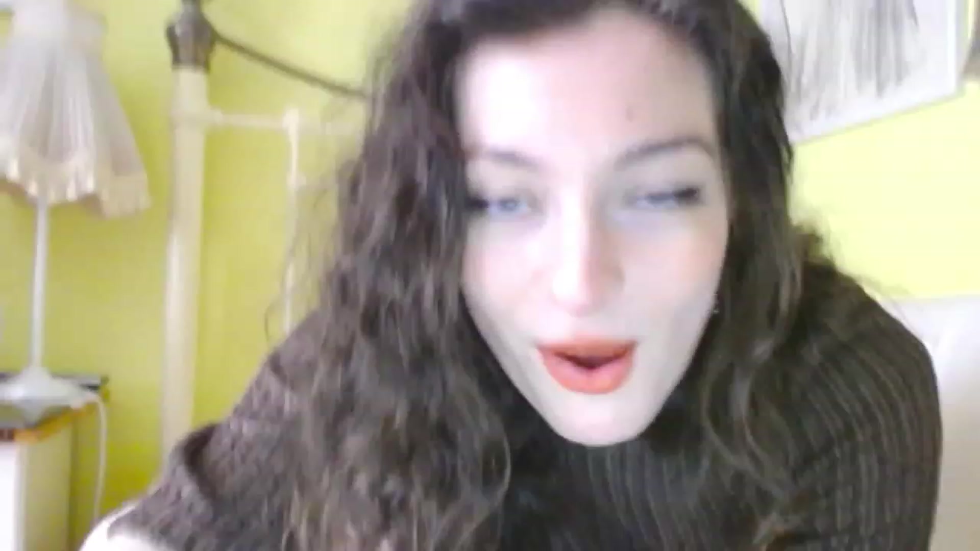 Gallery image thumbnail from viola__'s myfreecams stream on, 12/02/2022, 14:41 image 16 of 20