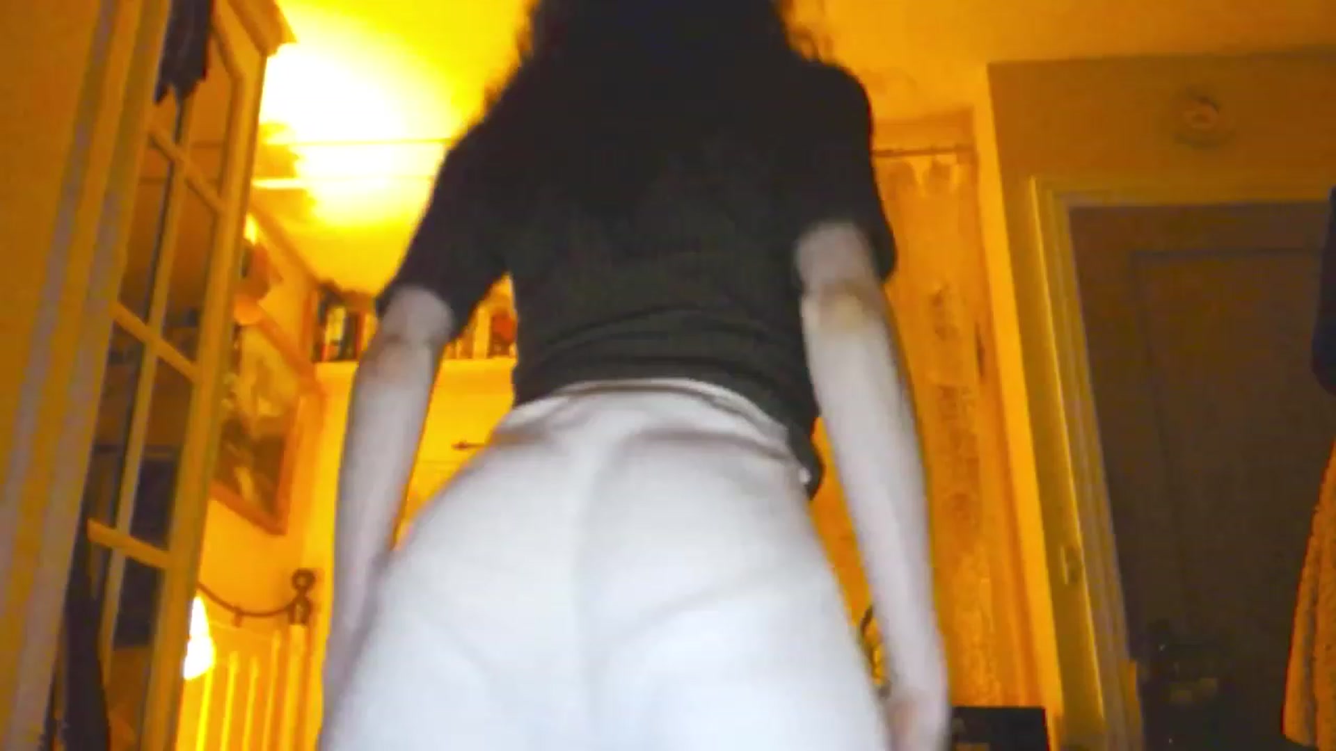 Gallery image thumbnail from viola__'s myfreecams stream on, 12/02/2022, 17:41 image 16 of 20