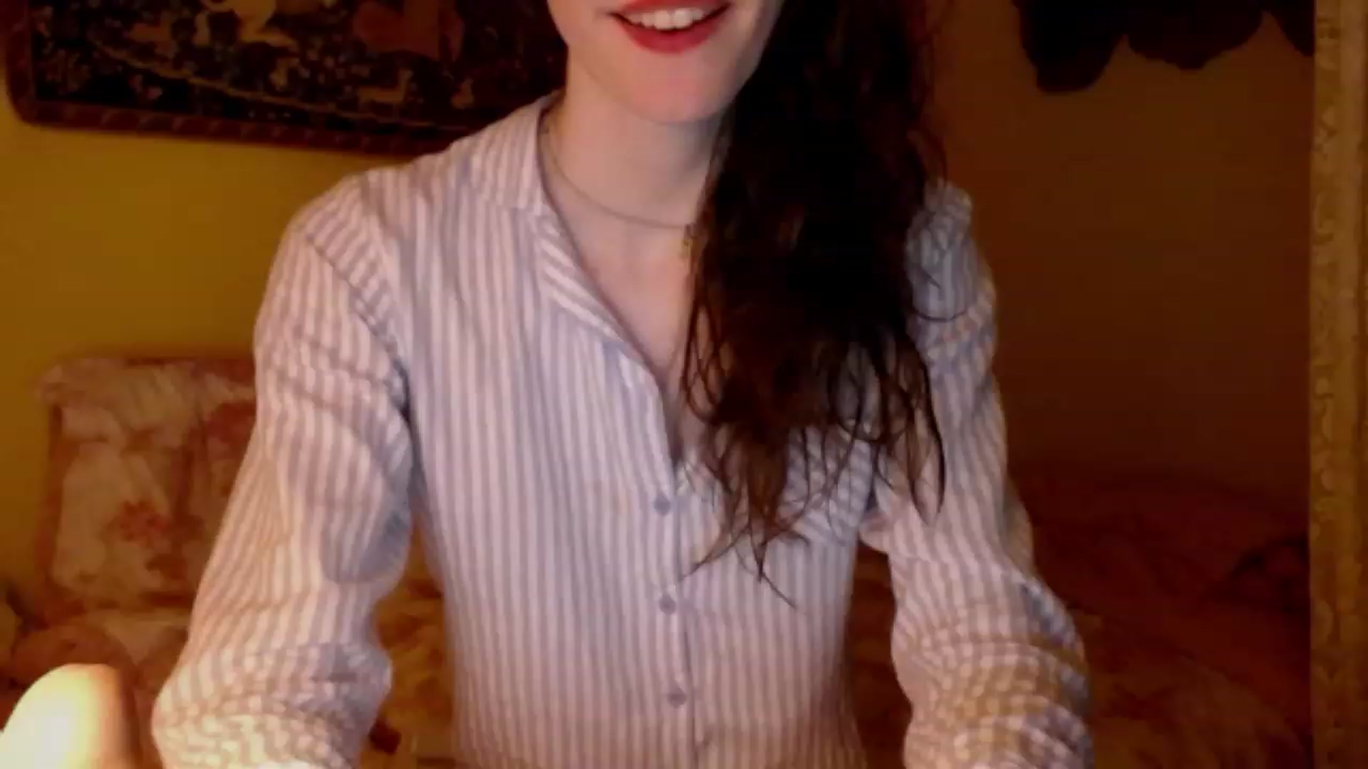 Gallery image thumbnail from viola__'s myfreecams stream on, 12/06/2022, 22:47 image 17 of 20