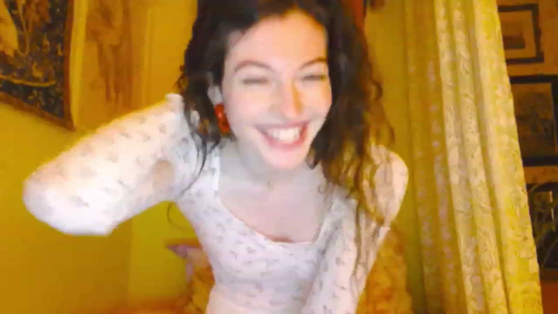 Gallery image thumbnail from viola__'s myfreecams stream on, 12/08/2022, 17:47 image 20 of 20
