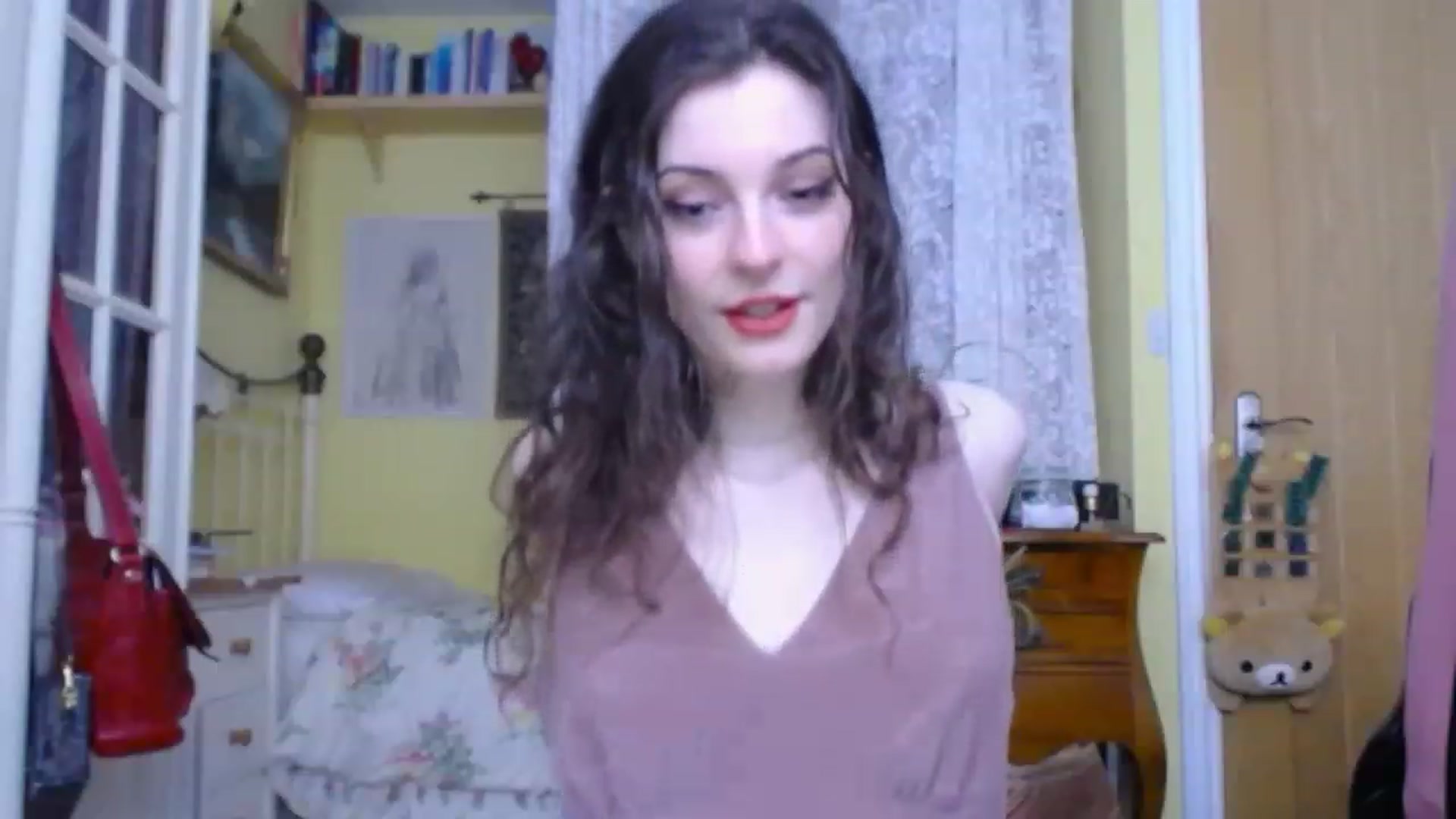 Gallery image thumbnail from viola__'s myfreecams stream on, 12/15/2022, 13:01 image 12 of 20