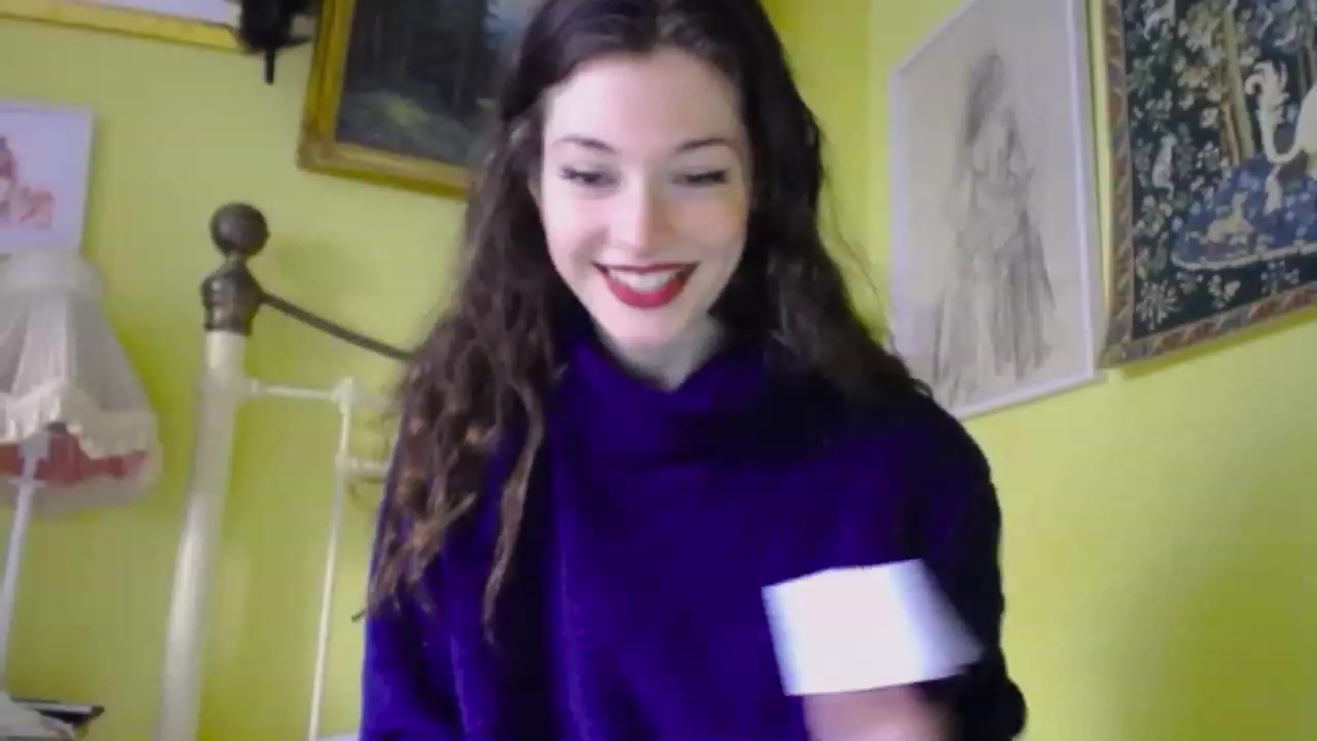 Gallery image thumbnail from viola__'s myfreecams stream on, 12/16/2022, 12:32 image 15 of 20