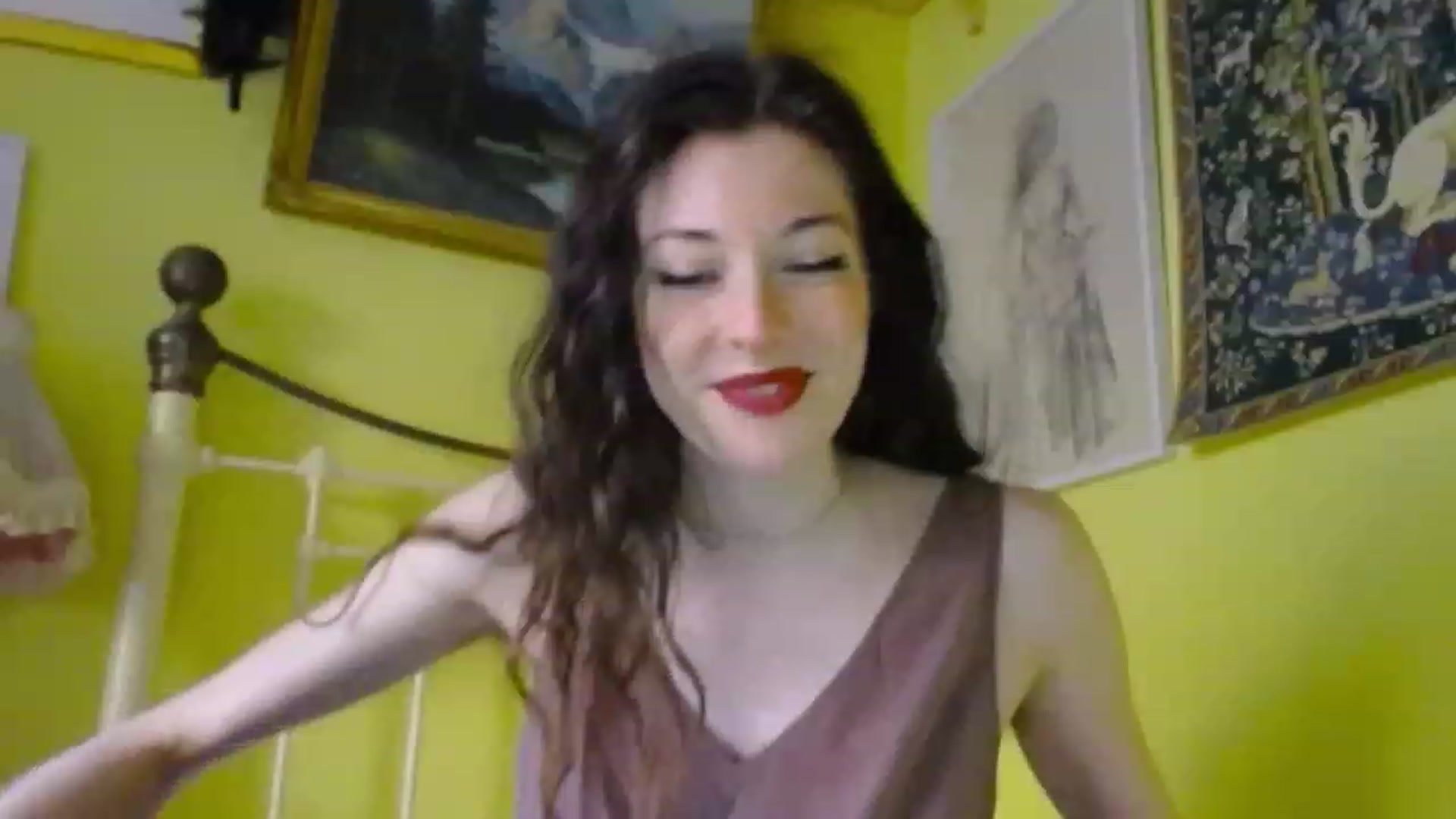 Gallery image thumbnail from viola__'s myfreecams stream on, 12/16/2022, 12:32 image 19 of 20