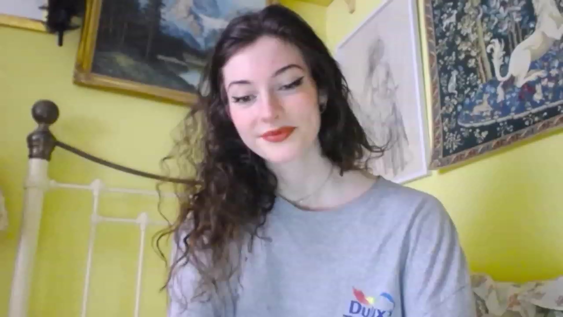 Gallery image thumbnail from viola__'s myfreecams stream on, 12/20/2022, 14:47 image 1 of 20