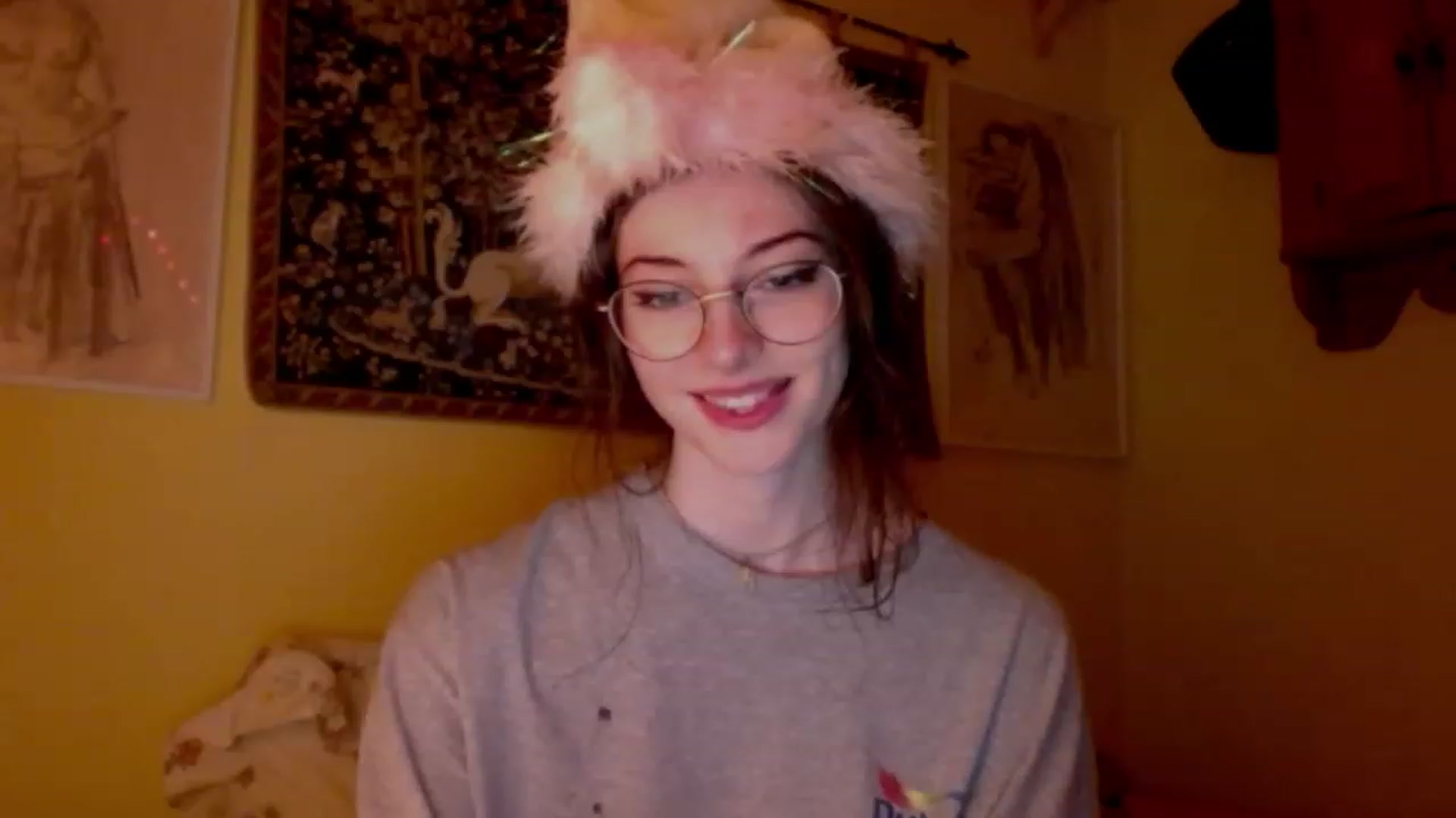 Gallery image thumbnail from viola__'s myfreecams stream on, 12/20/2022, 23:42 image 15 of 20