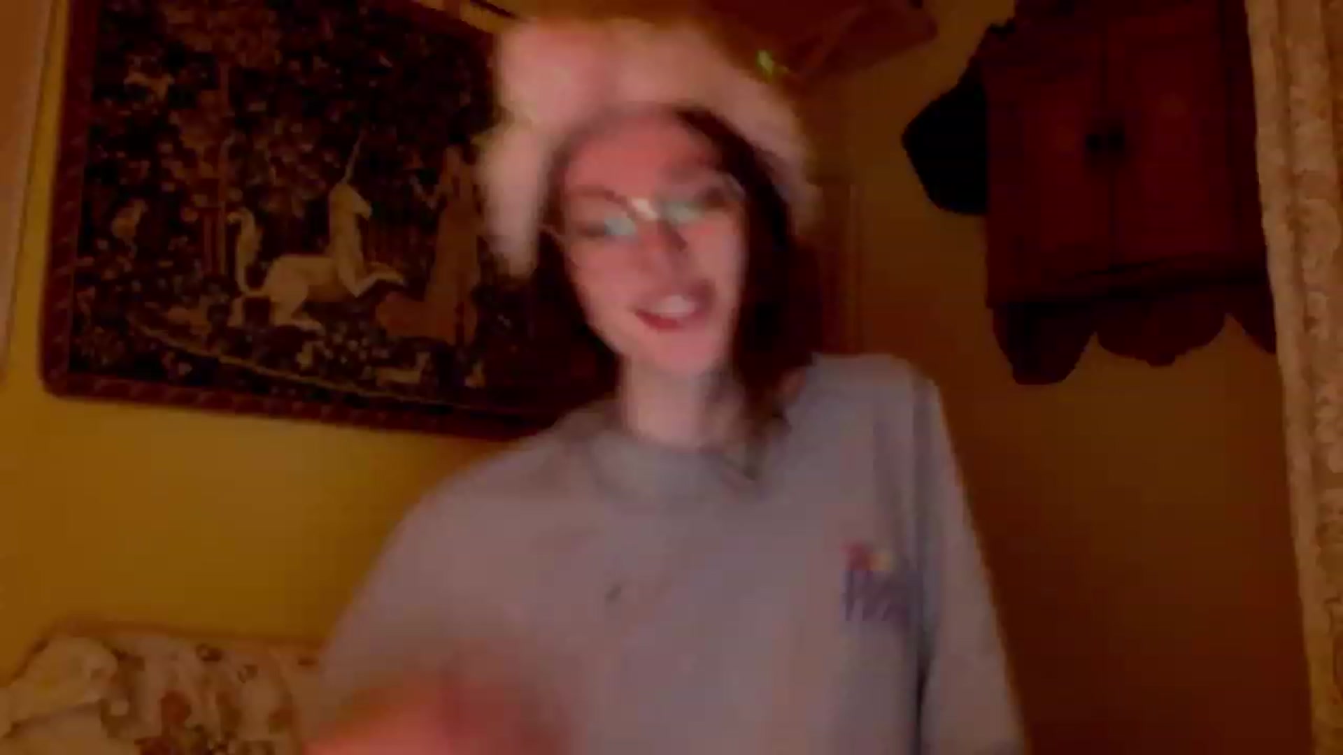 Gallery image thumbnail from viola__'s myfreecams stream on, 12/20/2022, 23:42 image 17 of 20