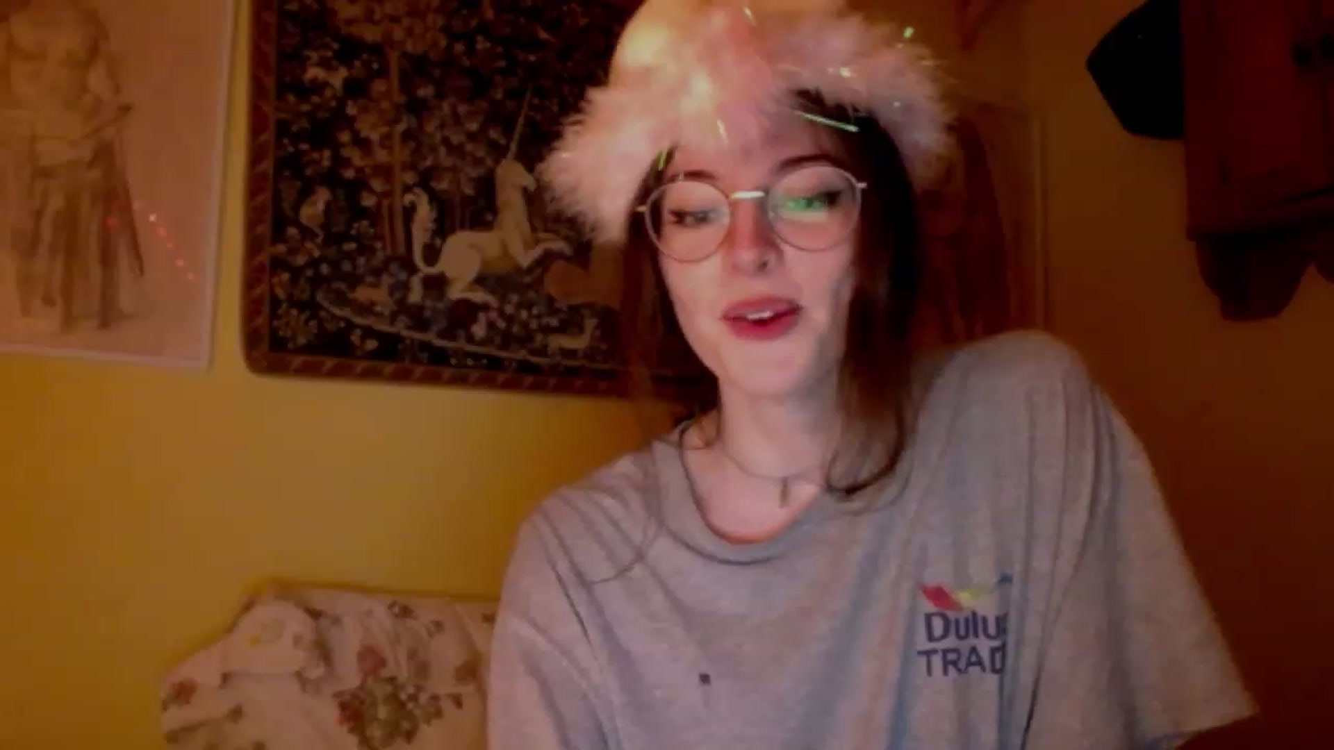 Gallery image thumbnail from viola__'s myfreecams stream on, 12/20/2022, 23:42 image 6 of 20