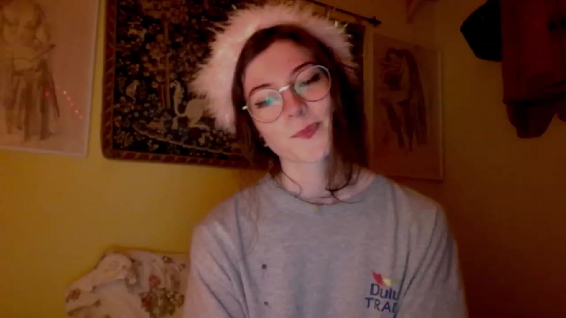 Gallery image thumbnail from viola__'s myfreecams stream on, 12/20/2022, 23:42 image 8 of 20