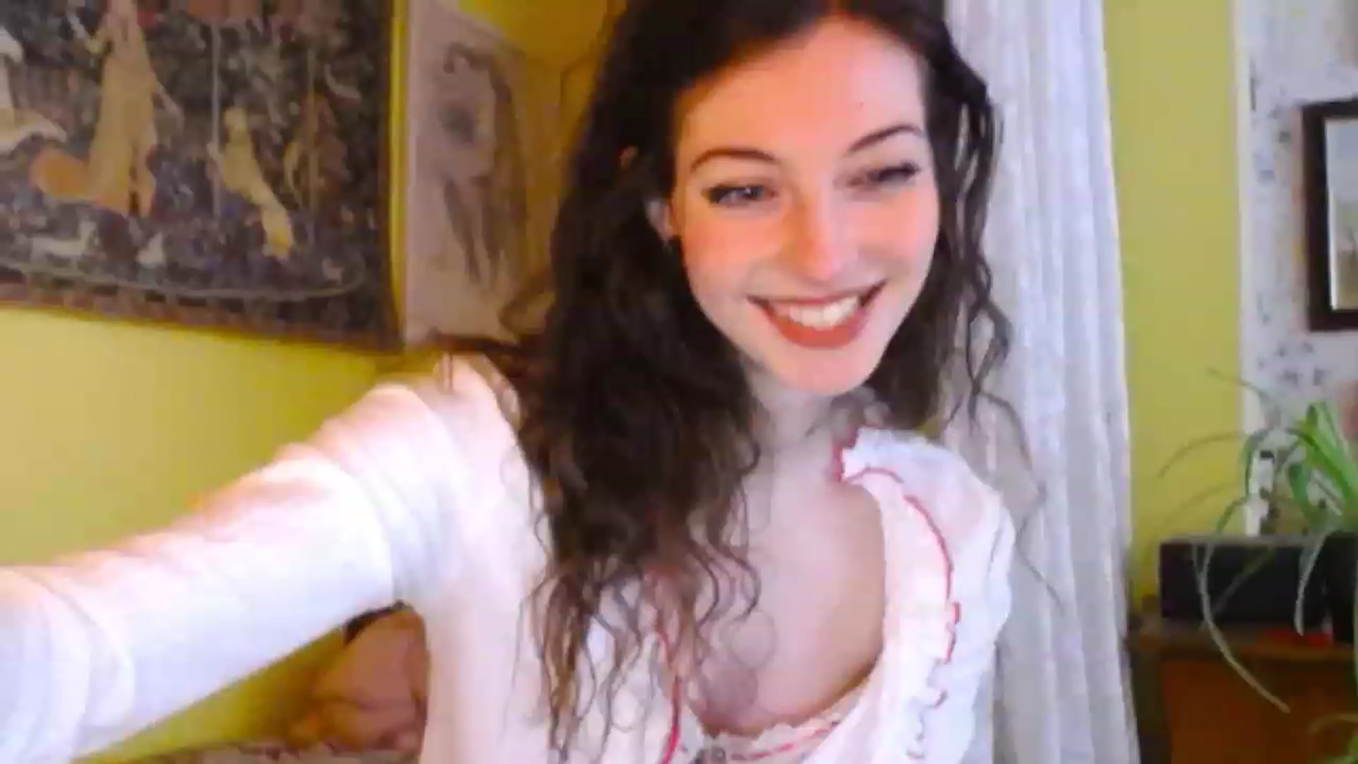 Gallery image thumbnail from viola__'s myfreecams stream on, 01/04/2023, 14:09 image 9 of 20