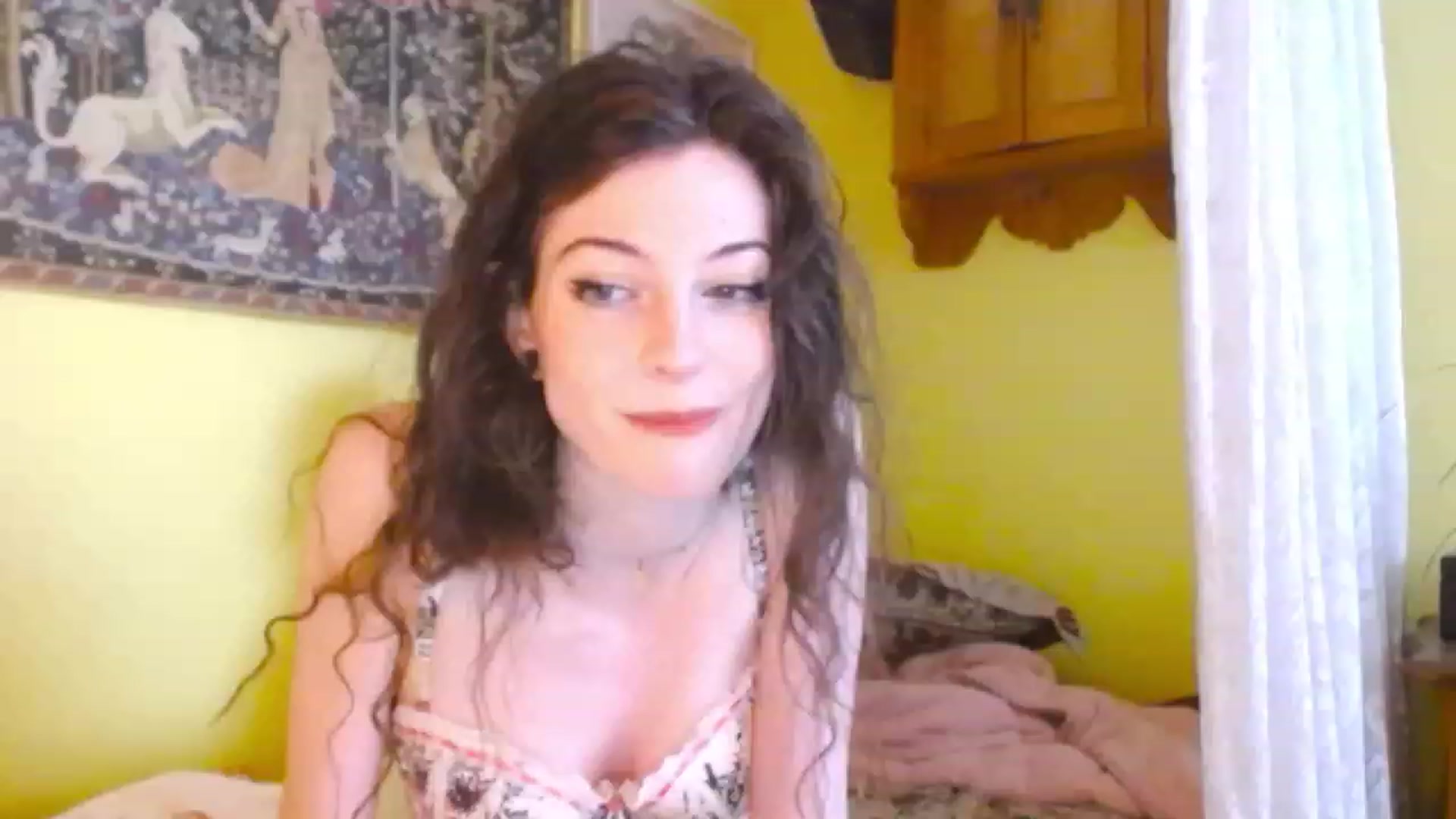 Gallery image thumbnail from viola__'s myfreecams stream on, 01/04/2023, 14:43 image 3 of 20