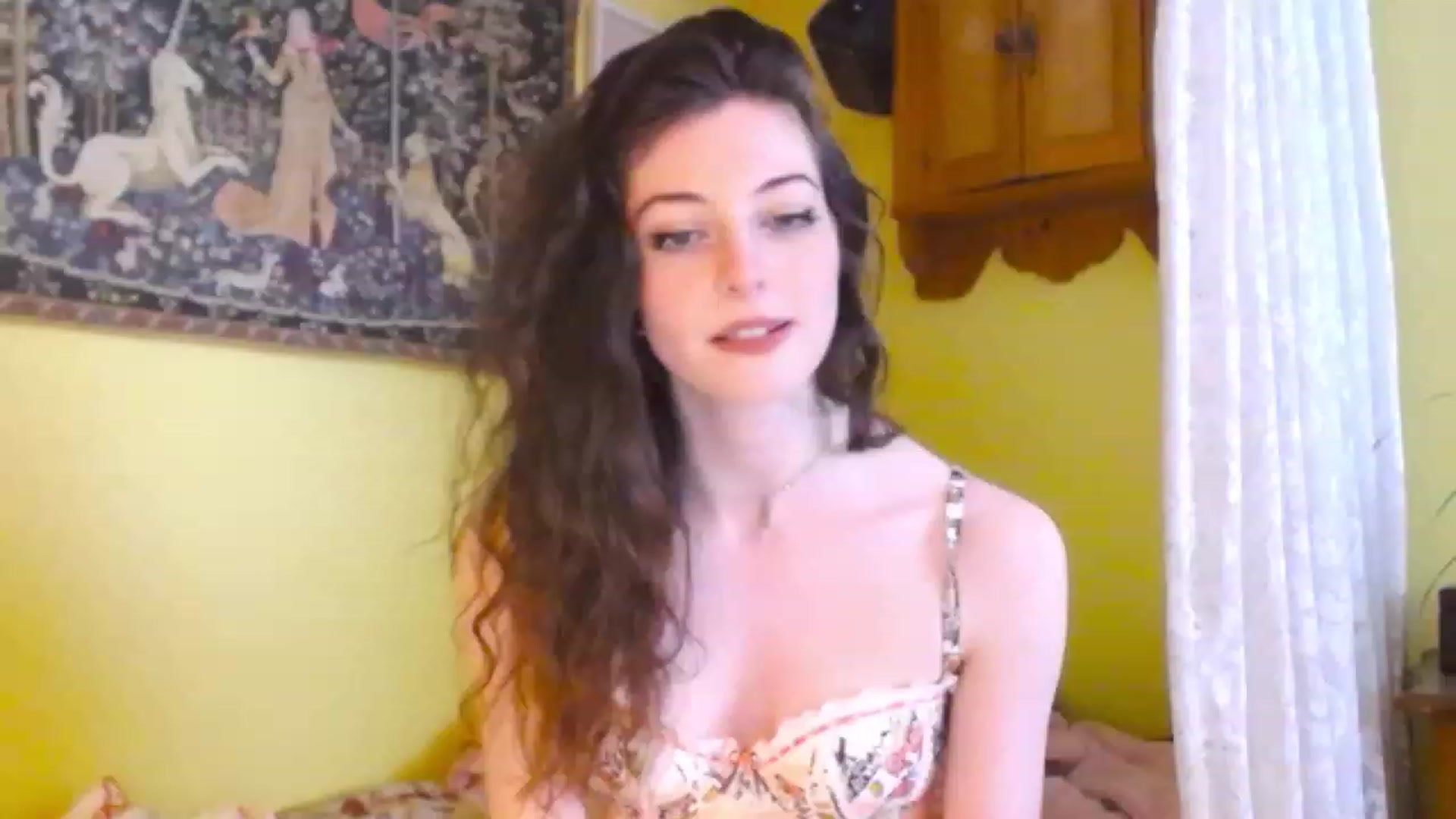 Gallery image thumbnail from viola__'s myfreecams stream on, 01/04/2023, 15:15 image 2 of 20