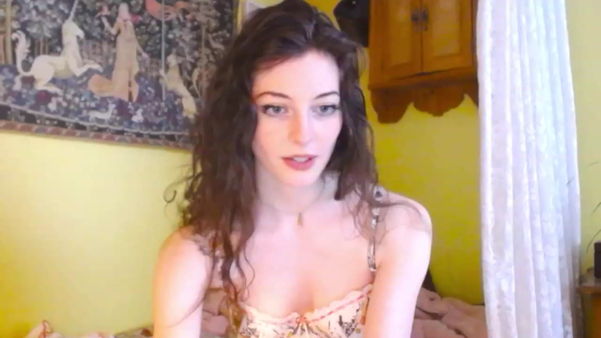 Gallery image thumbnail from viola__'s myfreecams stream on, 01/04/2023, 15:15 image 3 of 20
