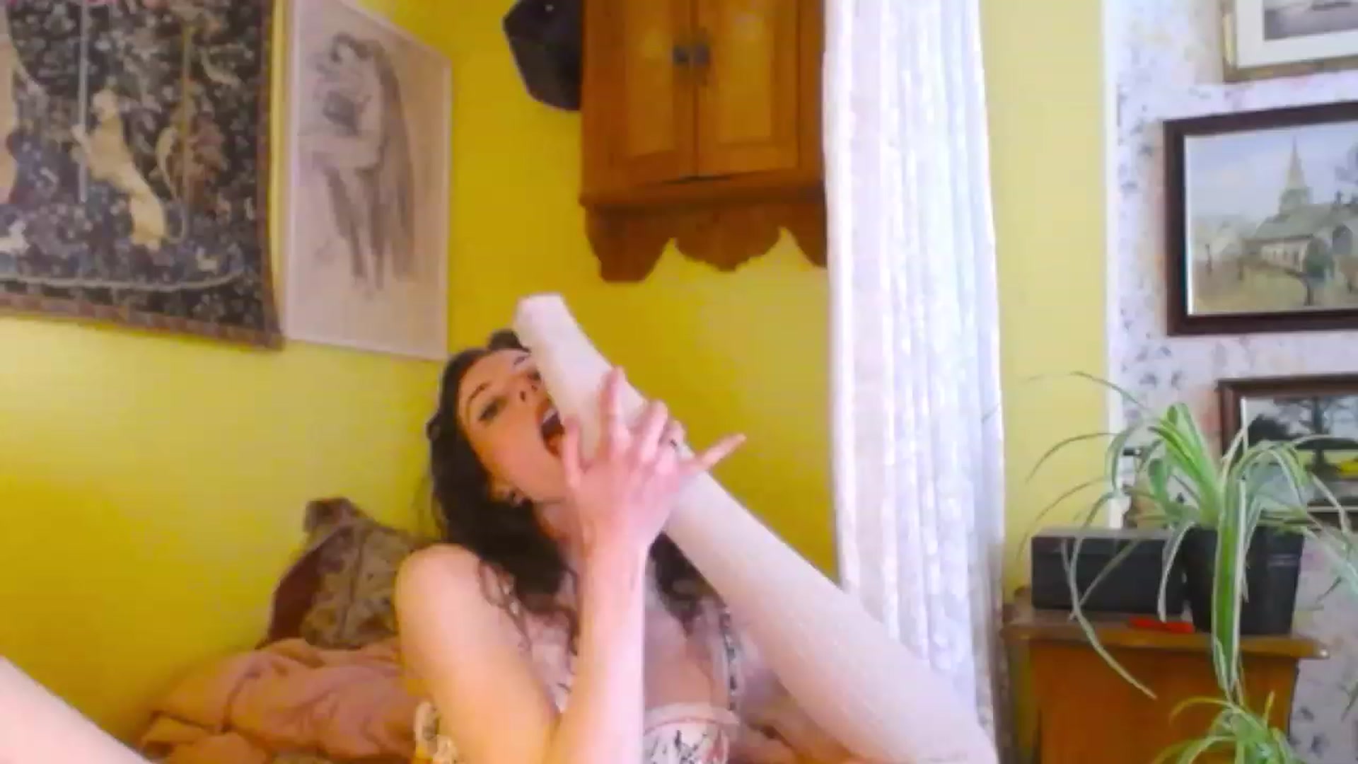 Gallery image thumbnail from viola__'s myfreecams stream on, 01/04/2023, 15:15 image 9 of 20