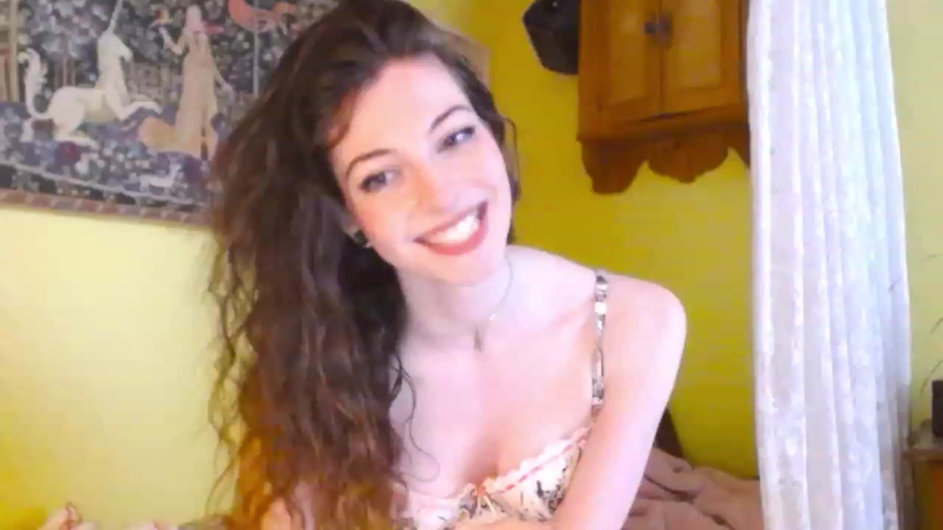 Gallery image thumbnail from viola__'s myfreecams stream on, 01/04/2023, 15:15 image 1 of 20