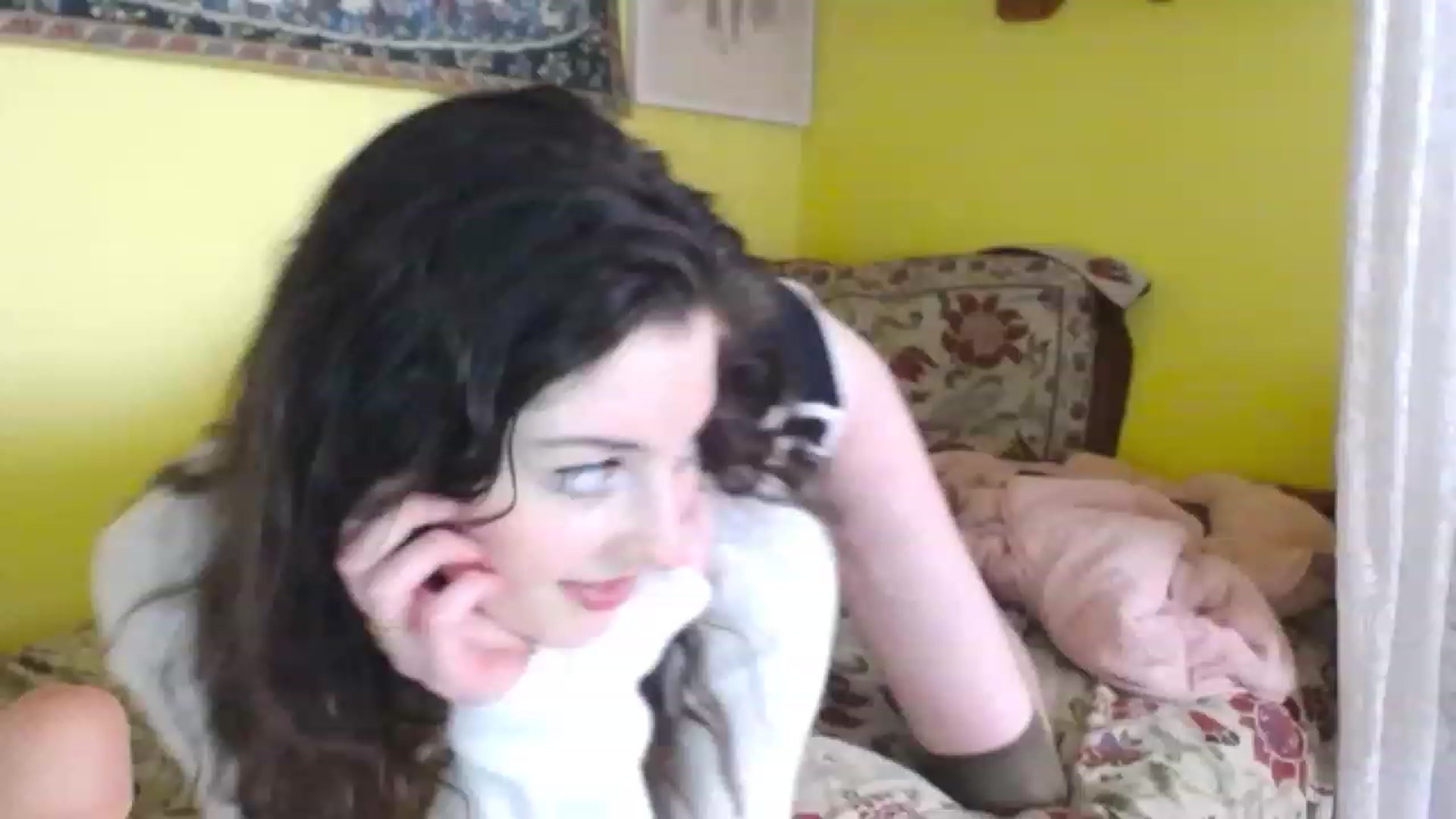Gallery image thumbnail from viola__'s myfreecams stream on, 01/05/2023, 13:48 image 19 of 20