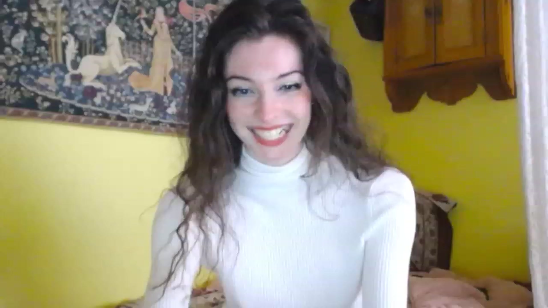 Gallery image thumbnail from viola__'s myfreecams stream on, 01/05/2023, 13:48 image 10 of 20