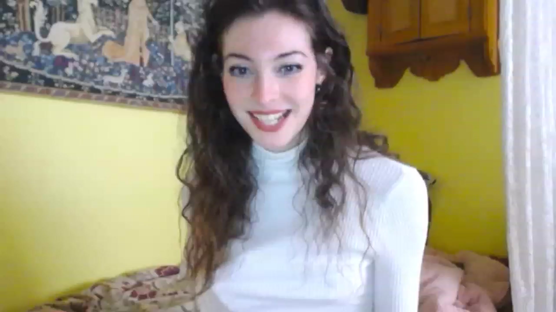 Gallery image thumbnail from viola__'s myfreecams stream on, 01/05/2023, 13:48 image 15 of 20
