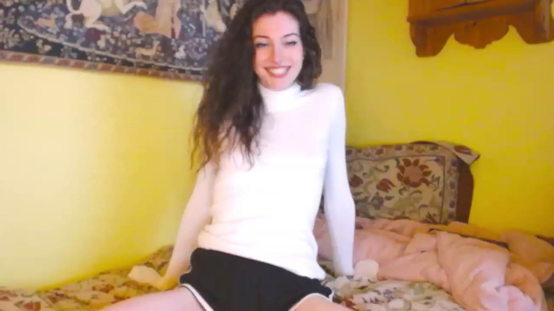 Gallery image thumbnail from viola__'s myfreecams stream on, 01/05/2023, 15:30 image 8 of 20
