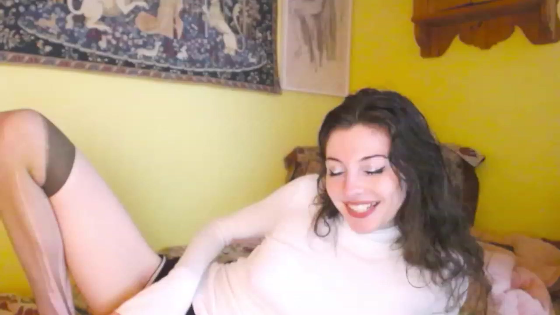 Gallery image thumbnail from viola__'s myfreecams stream on, 01/05/2023, 15:30 image 15 of 20
