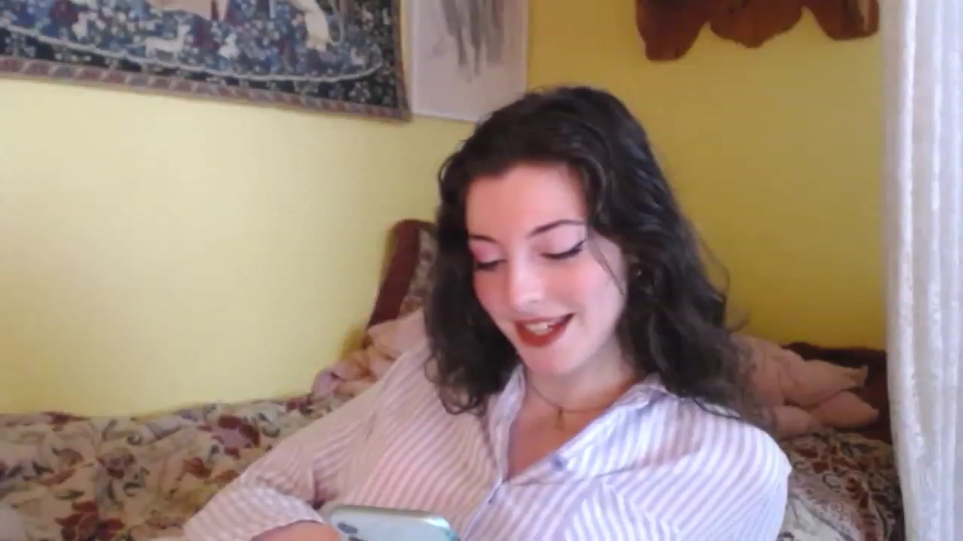 Gallery image thumbnail from viola__'s myfreecams stream on, 01/12/2023, 14:05 image 1 of 20