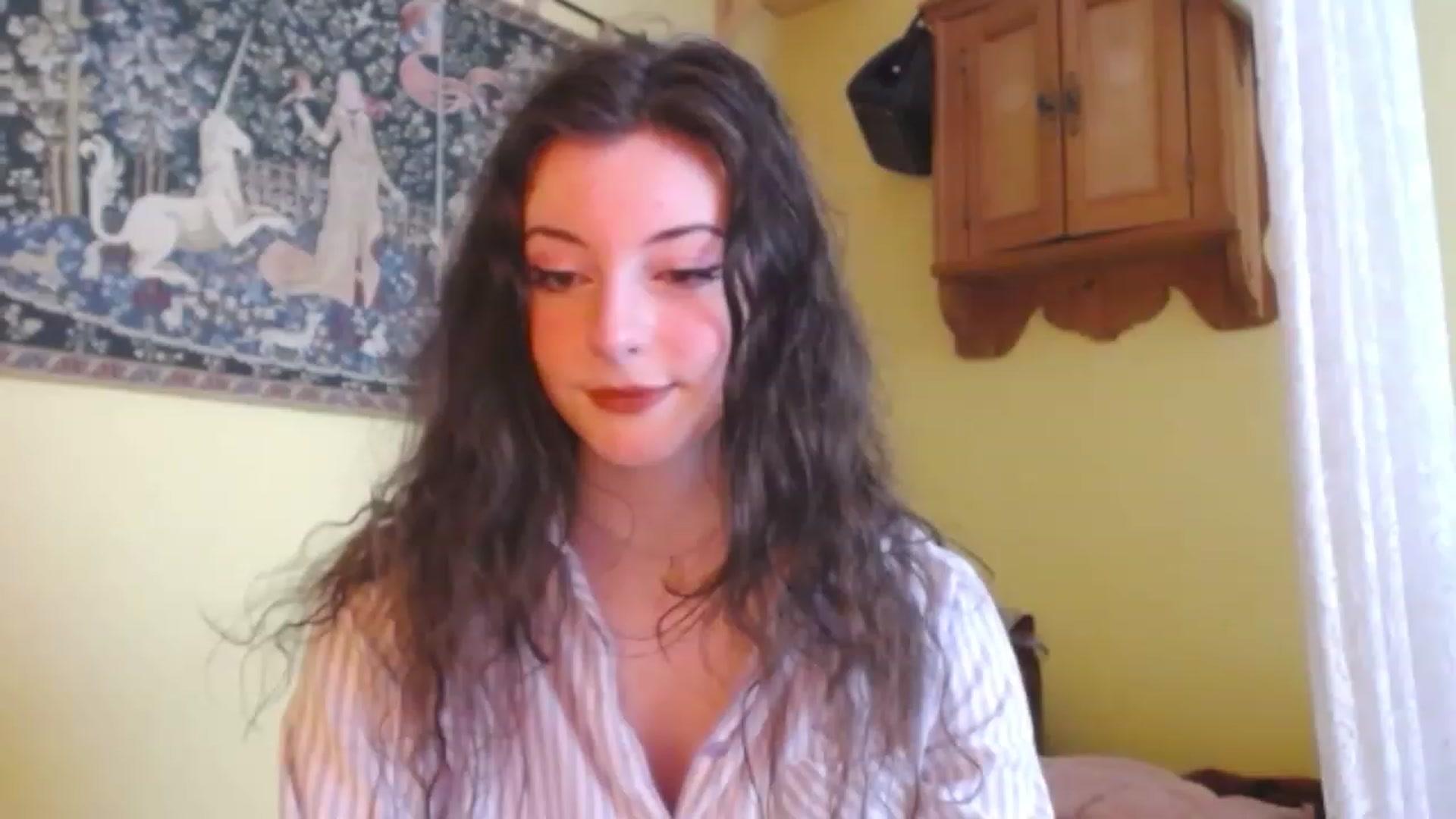 Gallery image thumbnail from viola__'s myfreecams stream on, 01/12/2023, 14:05 image 13 of 20