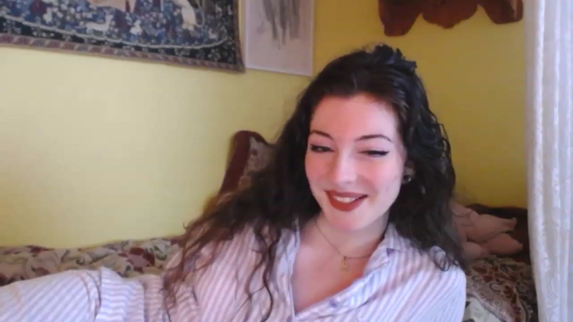 Gallery image thumbnail from viola__'s myfreecams stream on, 01/12/2023, 14:05 image 2 of 20
