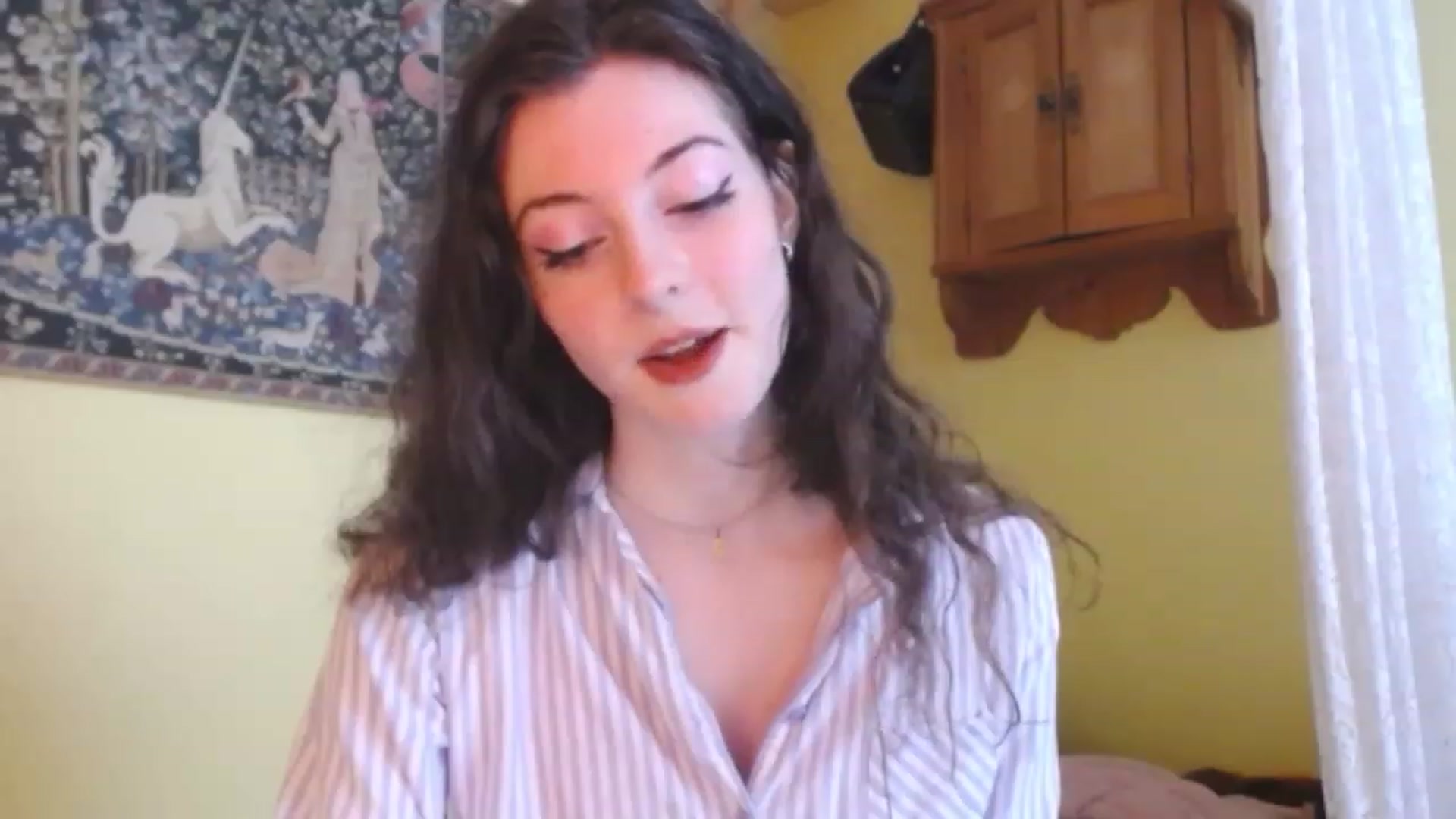 Gallery image thumbnail from viola__'s myfreecams stream on, 01/12/2023, 14:05 image 11 of 20