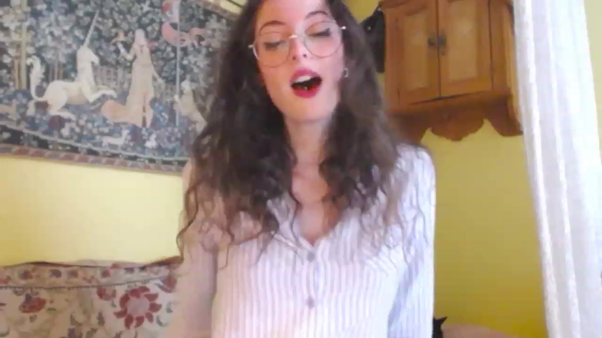 Gallery image thumbnail from viola__'s myfreecams stream on, 01/13/2023, 14:20 image 16 of 20