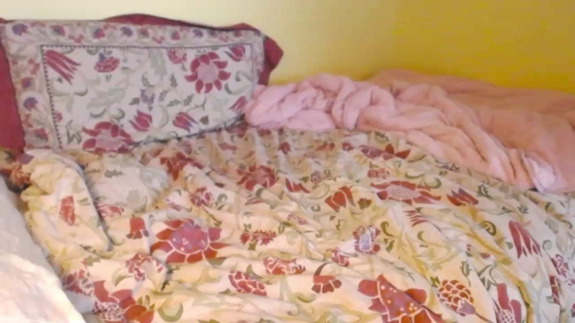 Gallery image thumbnail from viola__'s myfreecams stream on, 01/13/2023, 16:55 image 11 of 20