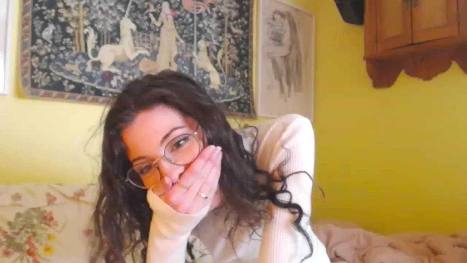 Gallery image thumbnail from viola__'s myfreecams stream on, 01/18/2023, 14:03 image 7 of 20