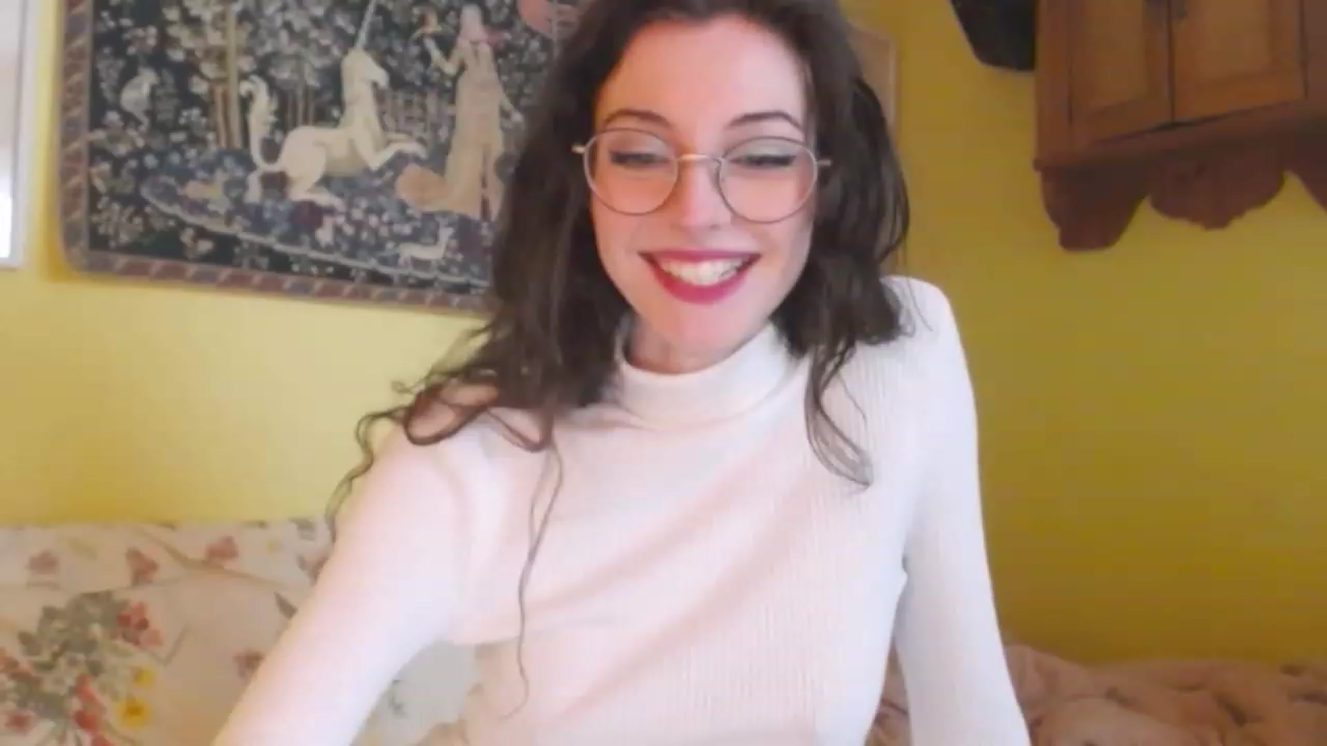 Gallery image thumbnail from viola__'s myfreecams stream on, 01/18/2023, 14:03 image 13 of 20