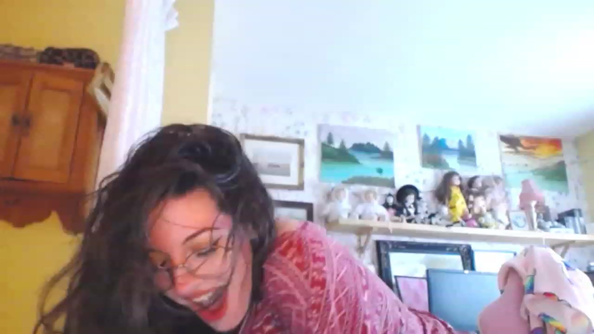 Gallery image thumbnail from viola__'s myfreecams stream on, 01/19/2023, 15:40 image 18 of 20