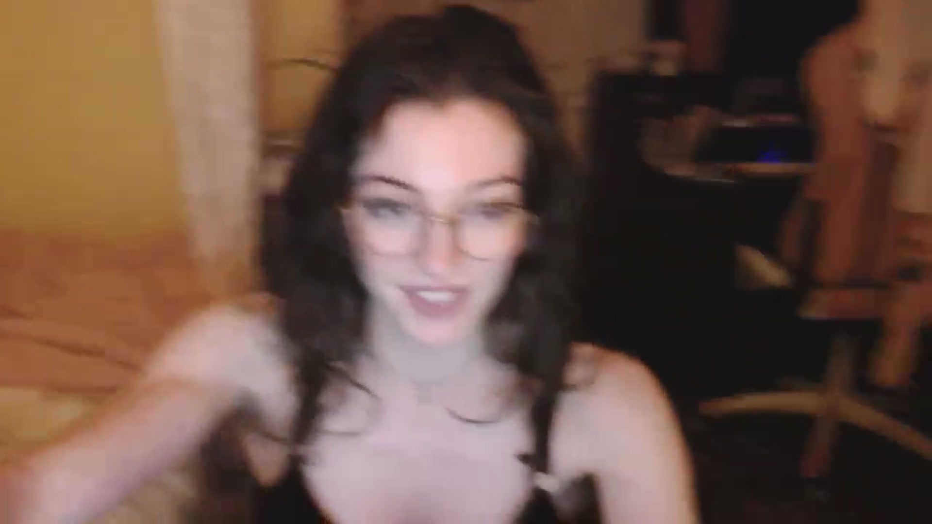 Gallery image thumbnail from viola__'s myfreecams stream on, 01/20/2023, 18:07 image 20 of 20