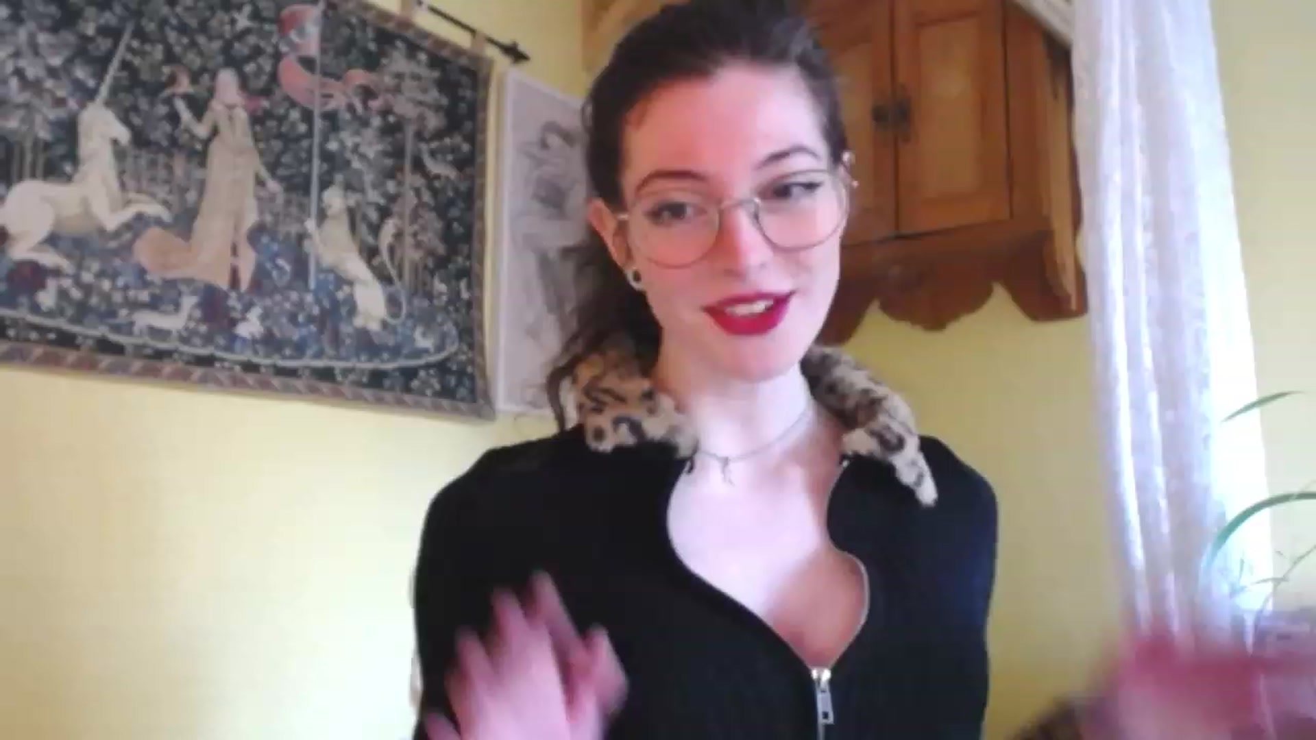 Gallery image thumbnail from viola__'s myfreecams stream on, 01/20/2023, 18:07 image 1 of 20