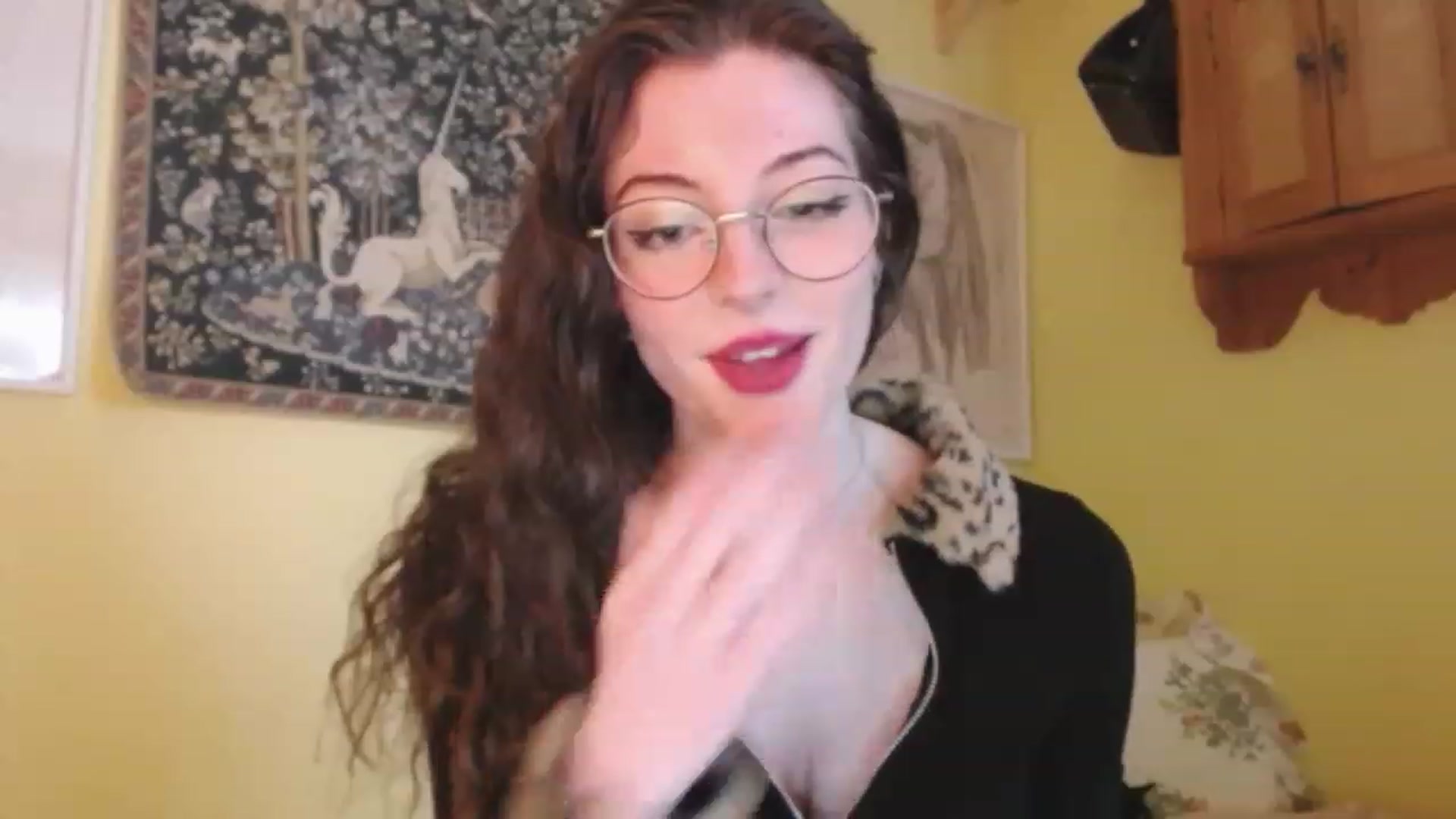 Gallery image thumbnail from viola__'s myfreecams stream on, 01/20/2023, 18:07 image 10 of 20