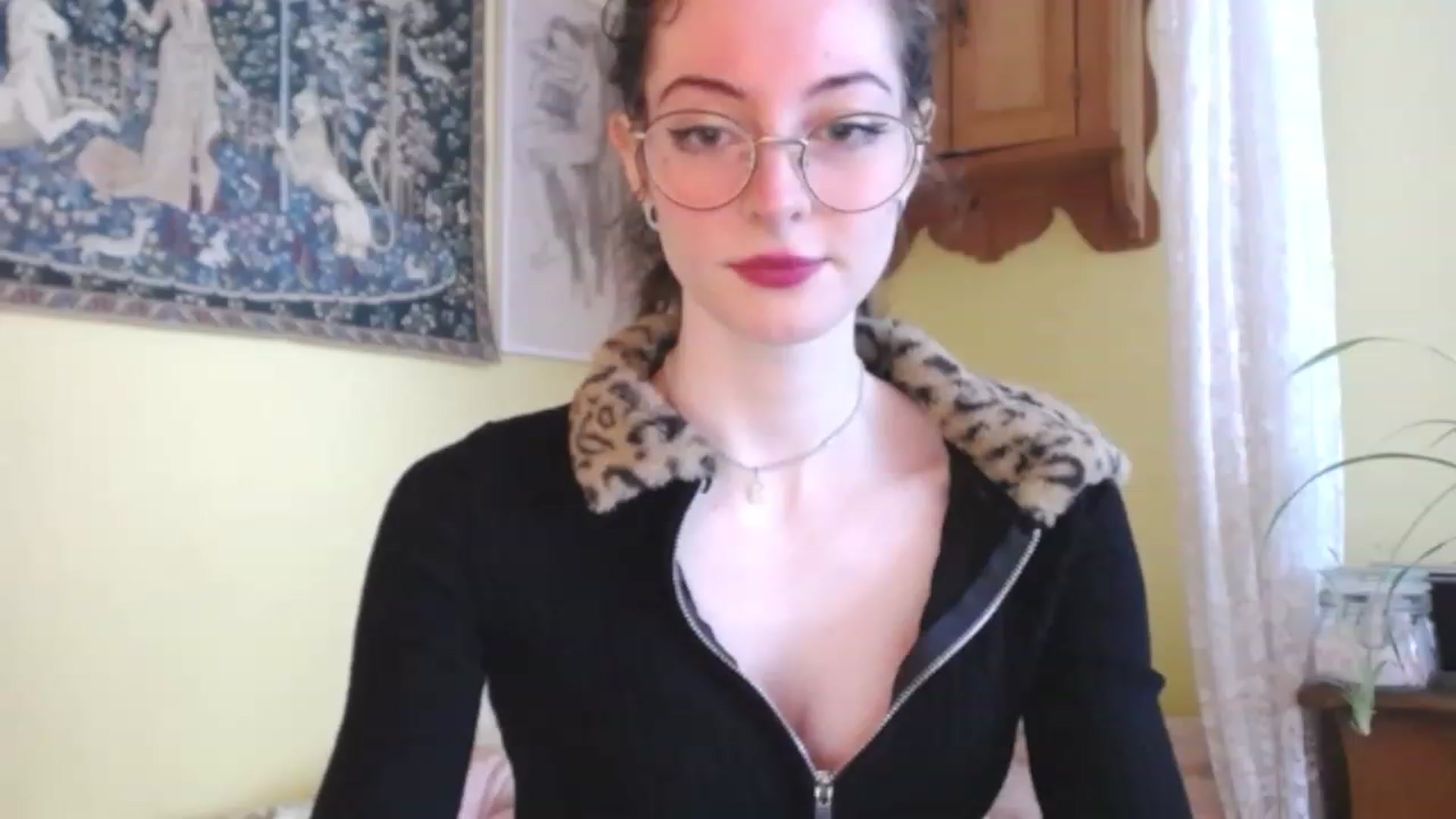 Gallery image thumbnail from viola__'s myfreecams stream on, 01/20/2023, 18:07 image 4 of 20