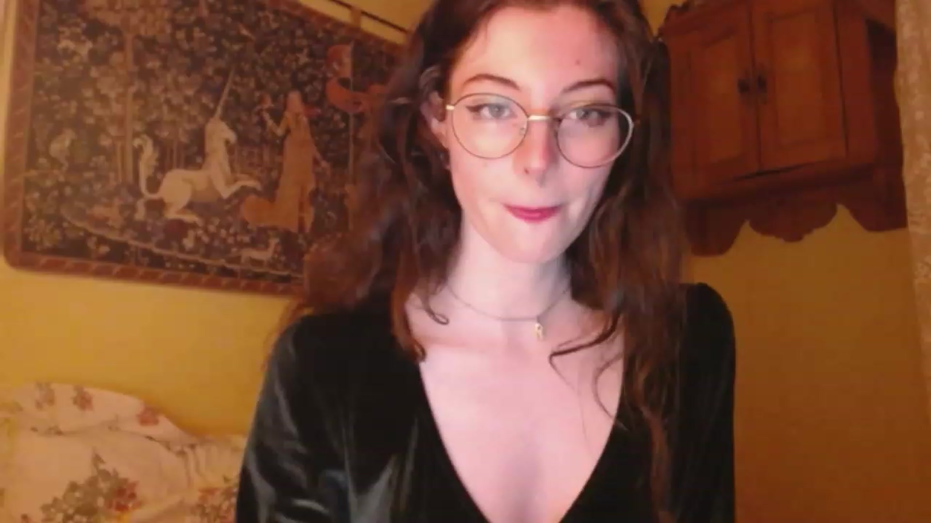 Gallery image thumbnail from viola__'s myfreecams stream on, 01/25/2023, 19:31 image 1 of 20